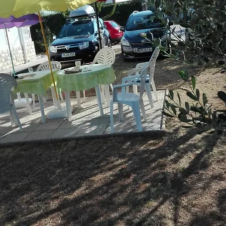 Apartament Mirjana *